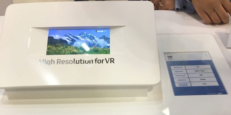 Samsung-4K-UHD-VR-display-600