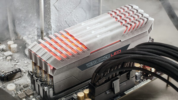 corsair vengeance ddr4 led