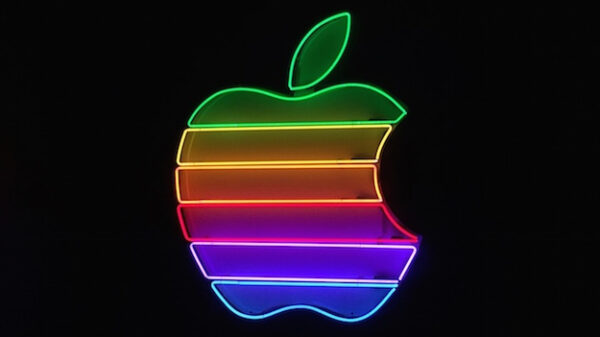apple logo 7 colour 600