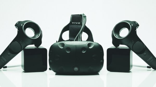 HTC Vive product 1 Fotor