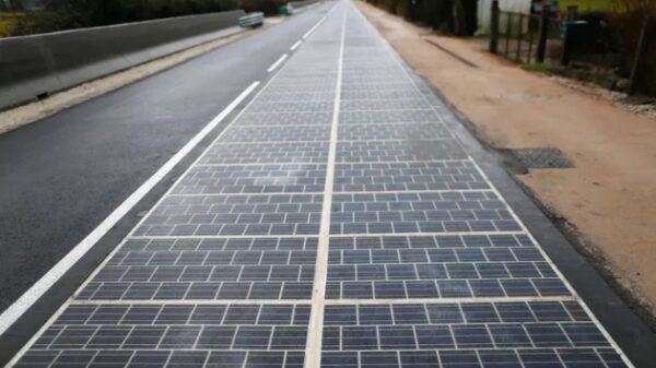 World’s first solar panel road 600 01