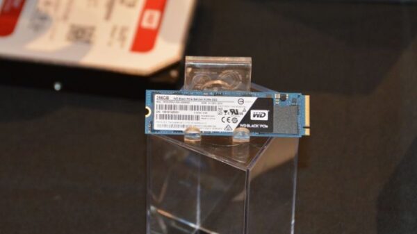 WD super fast Black PCIe solid state drive 600 01