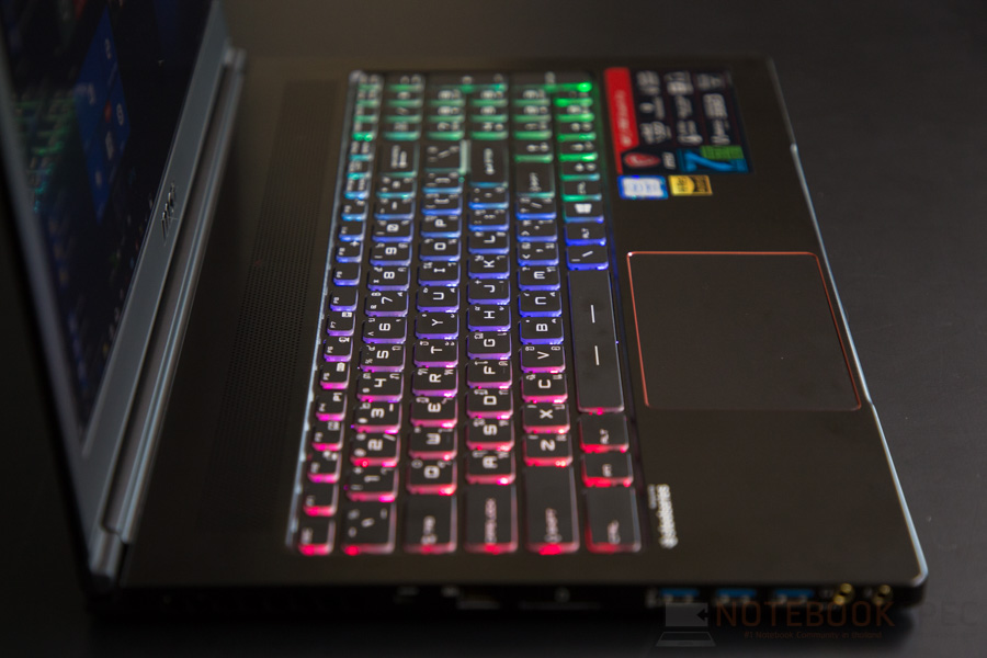 MSI GS637 RE Stealth Pro Review-12