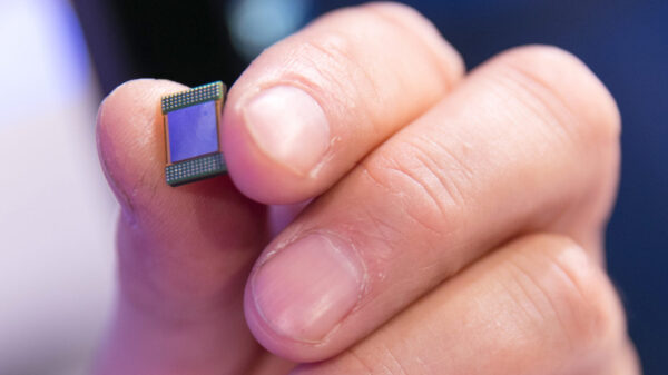 ifa2015 skaugen intel chip macro 600