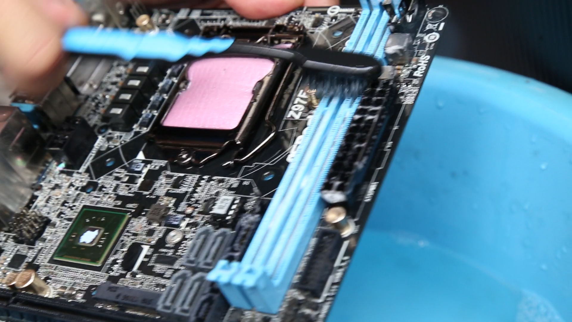 Cleaning mainboard 11