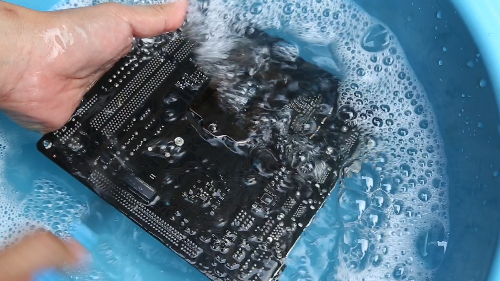 Cleaning mainboard 14