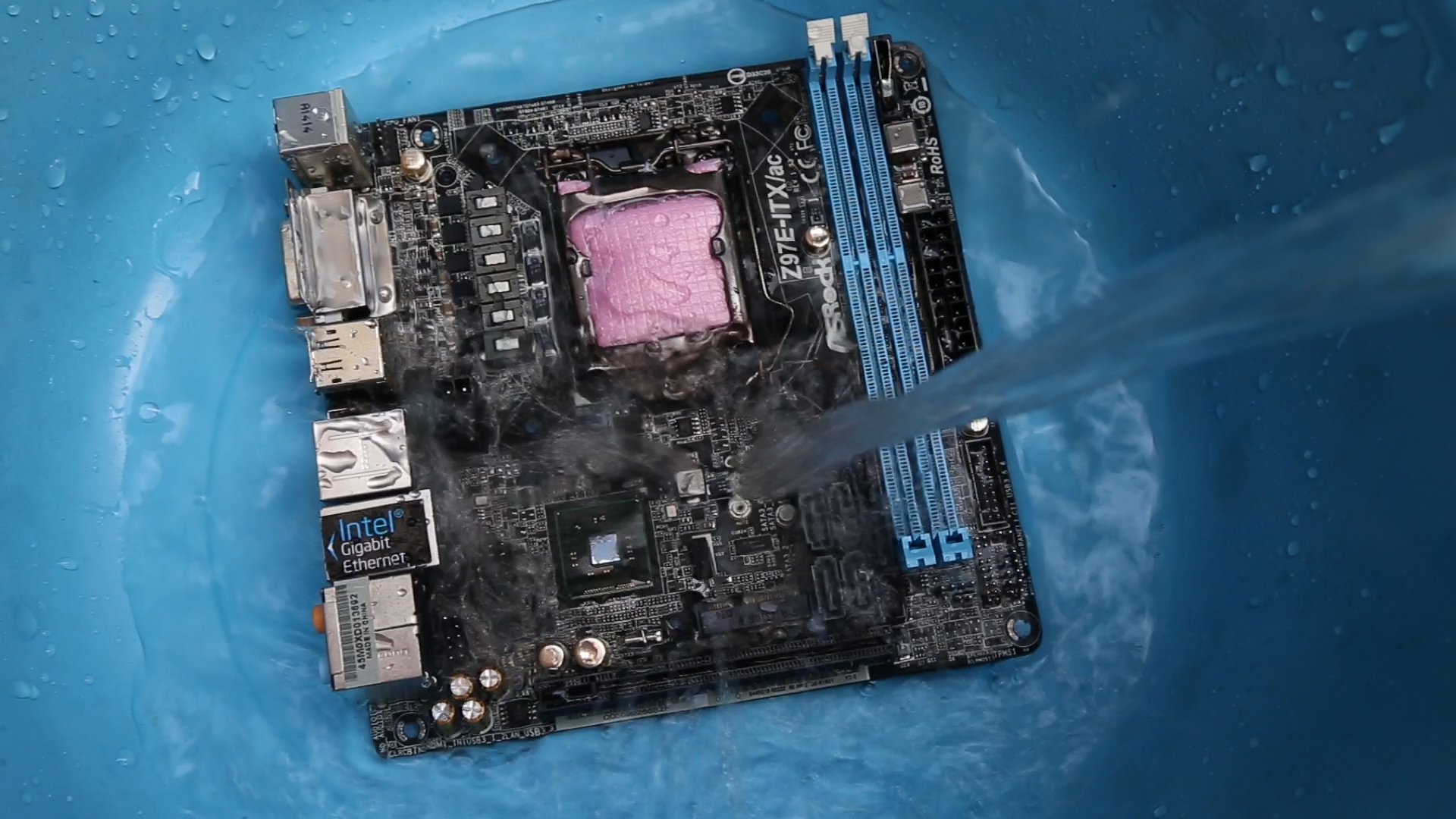 Cleaning mainboard 7