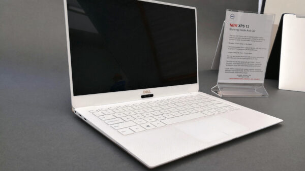 Dell XPS 13 9370 600 01