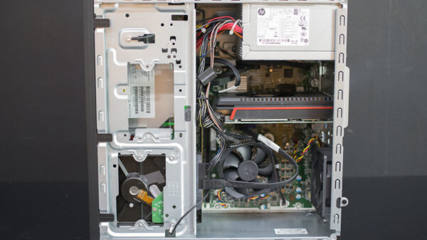 HP Pavilion AMD Desktop 20