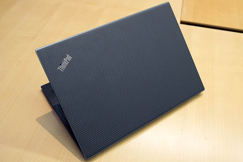 Lenovo ThinkPad X1 Carbon Prototype 5901