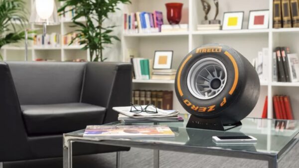 Pirelli made a tire shaped Bluetooth speaker 600 01