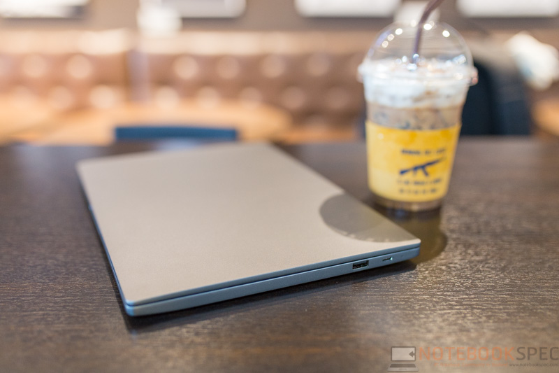 Xiaomi Mi Laptop Air 13.3 Review 1