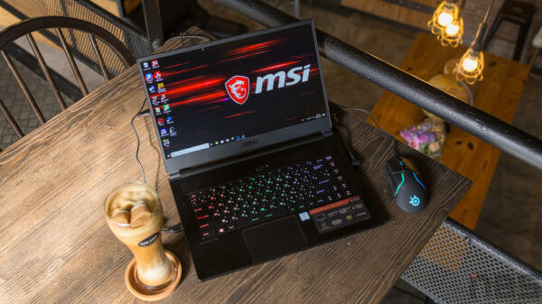 MSI GS65 8RF Review top 2