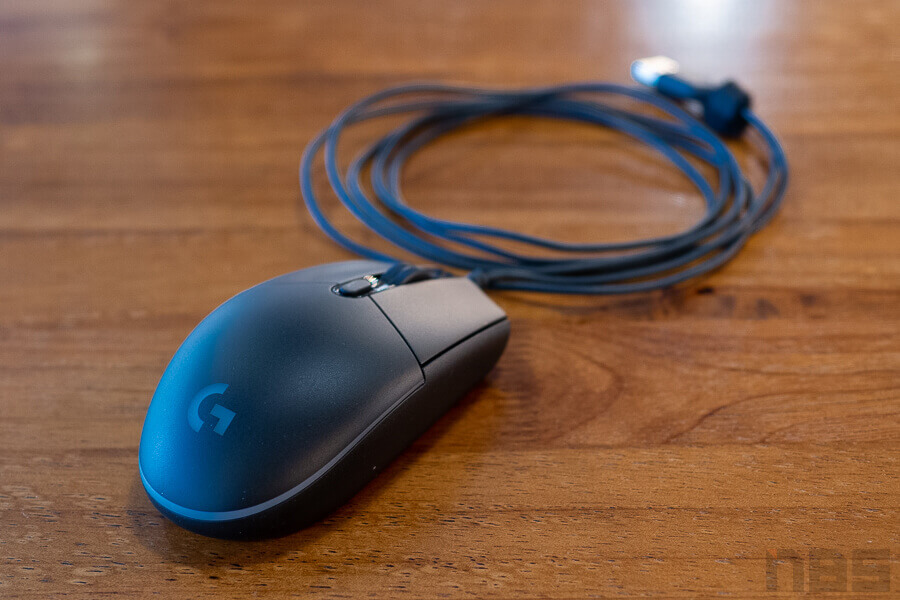 Review Logitech G Pro Gaming Mouse NotebookSPEC 4