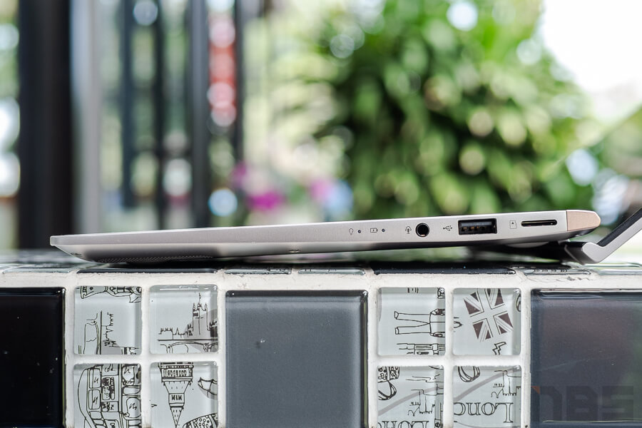 Review ASUS ZenBook UX333F NotebookSPEC 18