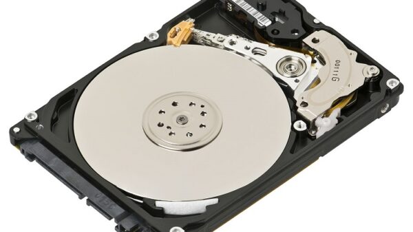 1280px Laptop hard drive exposed