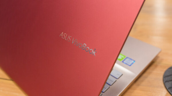ASUS VivoBook S15 Review NBS25