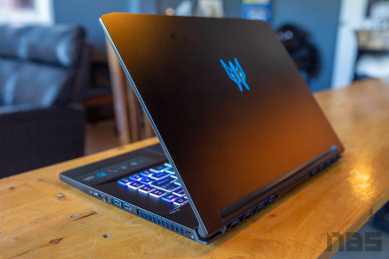 Acer Predator Triton 500 i7 10875 2020 Review 39