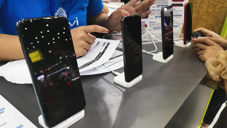 รวมโปรมือถือในงาน COMMART 2020 iPhone Samsung Huawei ลดเยอะพร้อมของแถม ...