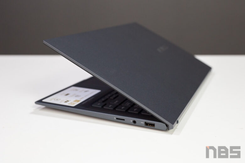 ASUS ZenBook 14 UX435 Review 29