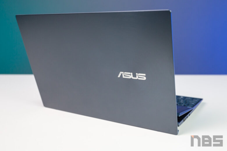 ASUS ZenBook Duo 14 UX482 Demo Review 63