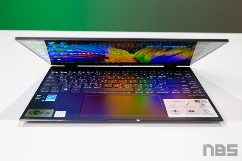 ASUS ZenBook Flip 13 UX363 Review 22