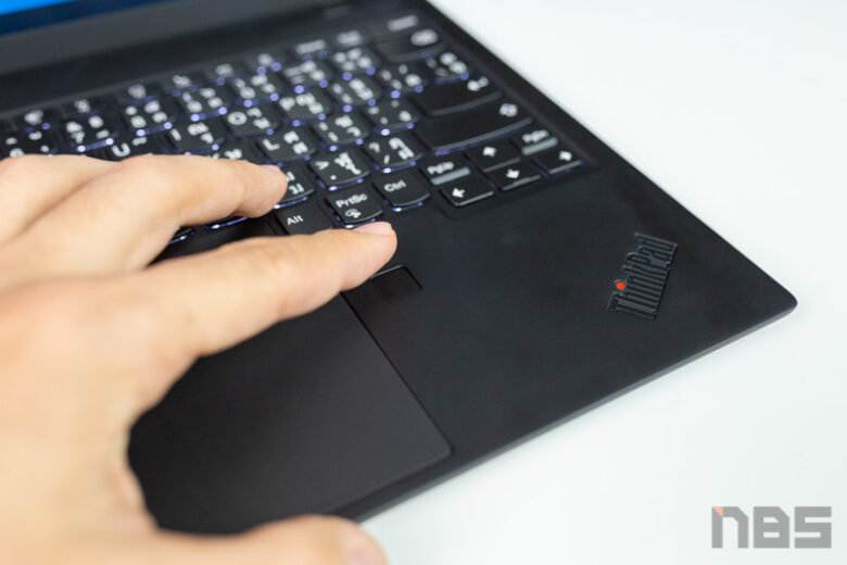Lenovo ThinkPad X1 Nano Review 33