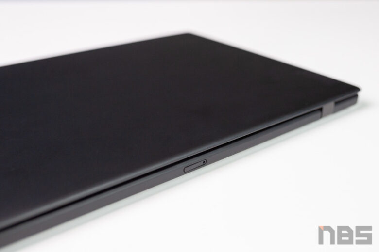 Lenovo ThinkPad X1 Nano Review 73