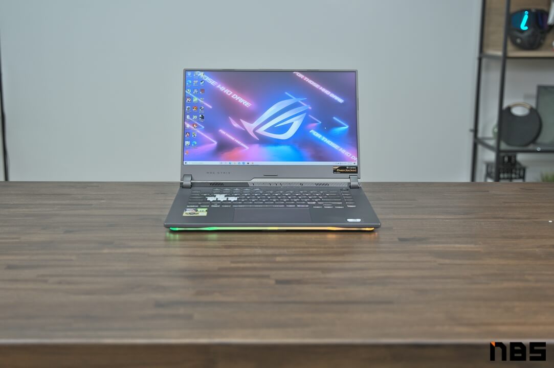 ASUS ROG Strix G15 DSC06270 01