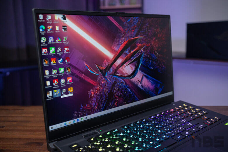 ASUS ROG Zephyrus S17