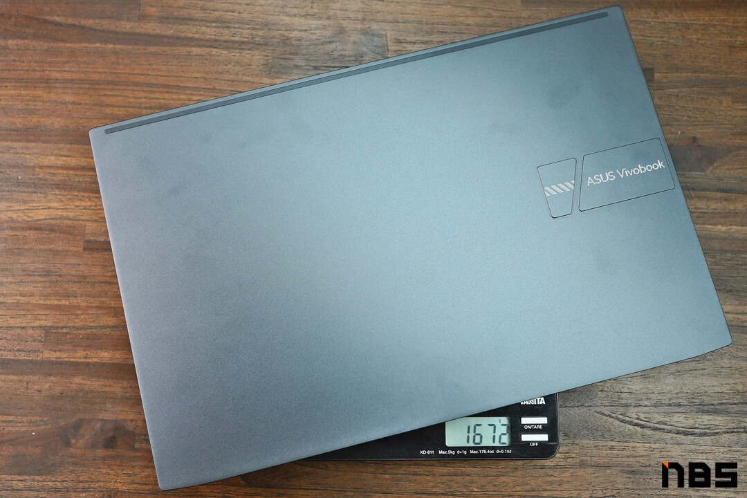 ASUS VivoBook Pro 15 OLED DSC08867