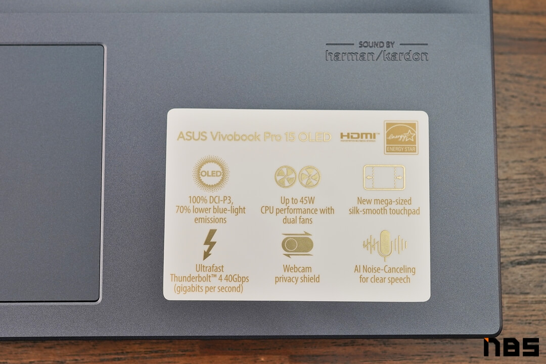 ASUS VivoBook Pro 15 OLED DSC08899