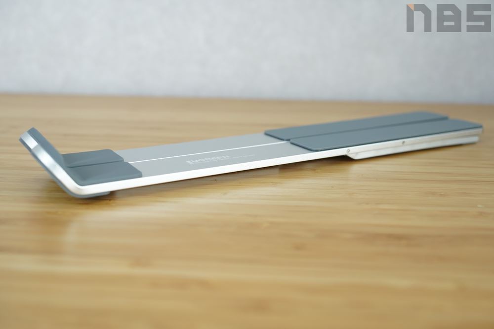 UGREEN Foldable Holder for Laptop 10