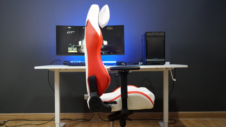 Fennix Feather Gaming Chair 58