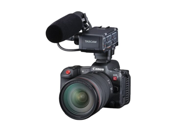 Canon EOSR5CRF2470F2.8LXLRadapterMIC 1