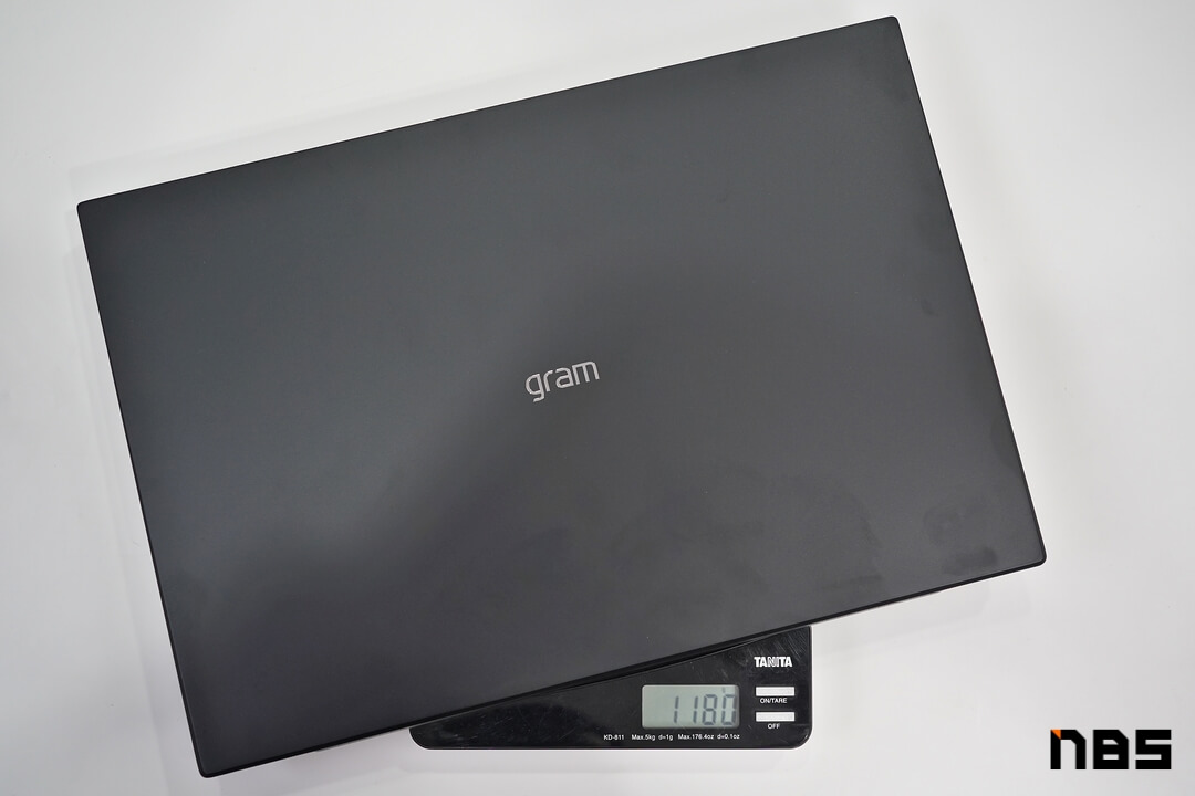LG Gram 17Z95P DSC01720