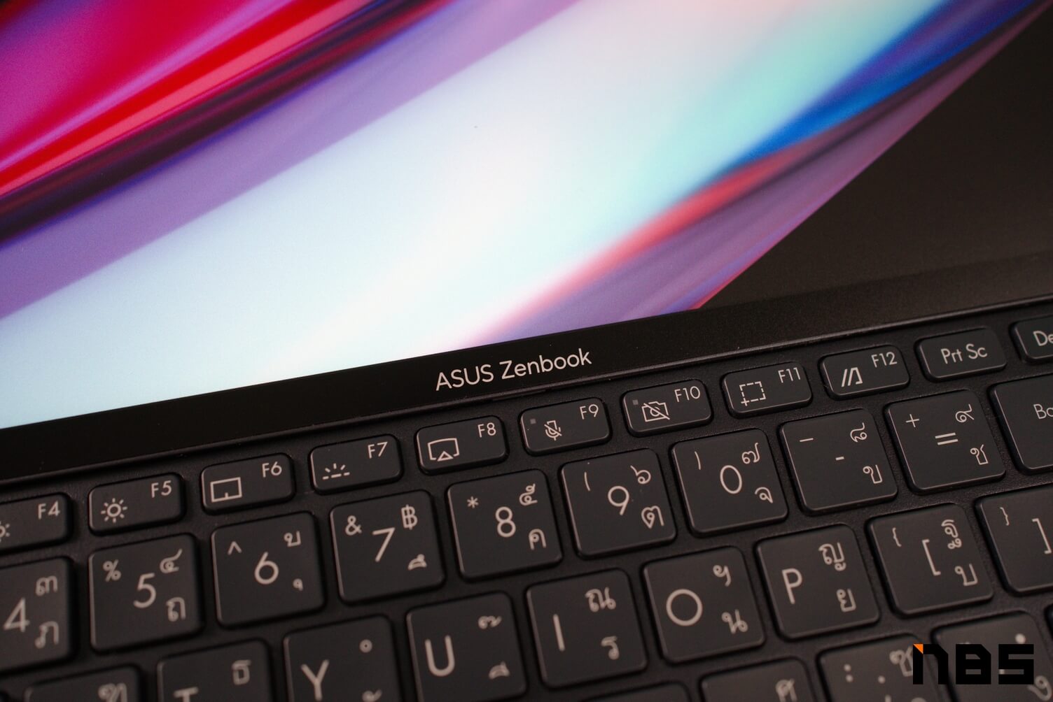 Zenbook Pro 14 Duo OLED NYX09225