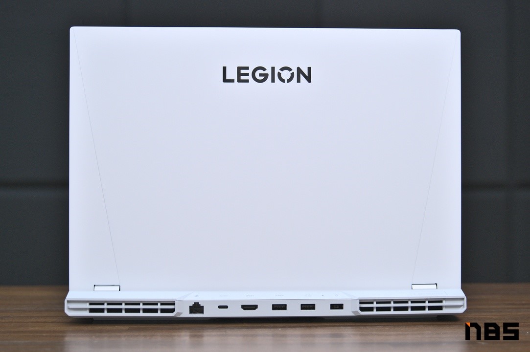 Lenovo Legion 5i Pro DSC01078