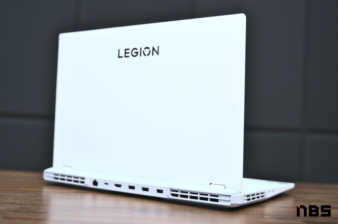 Lenovo Legion 5i Pro DSC01090