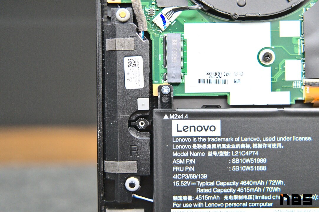 Lenovo ThinkPad Z16 DSC01116