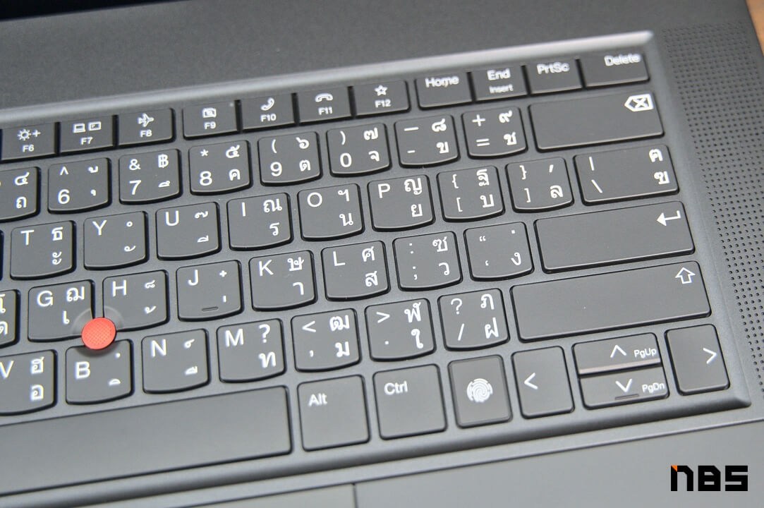 Lenovo ThinkPad Z16 DSC01157