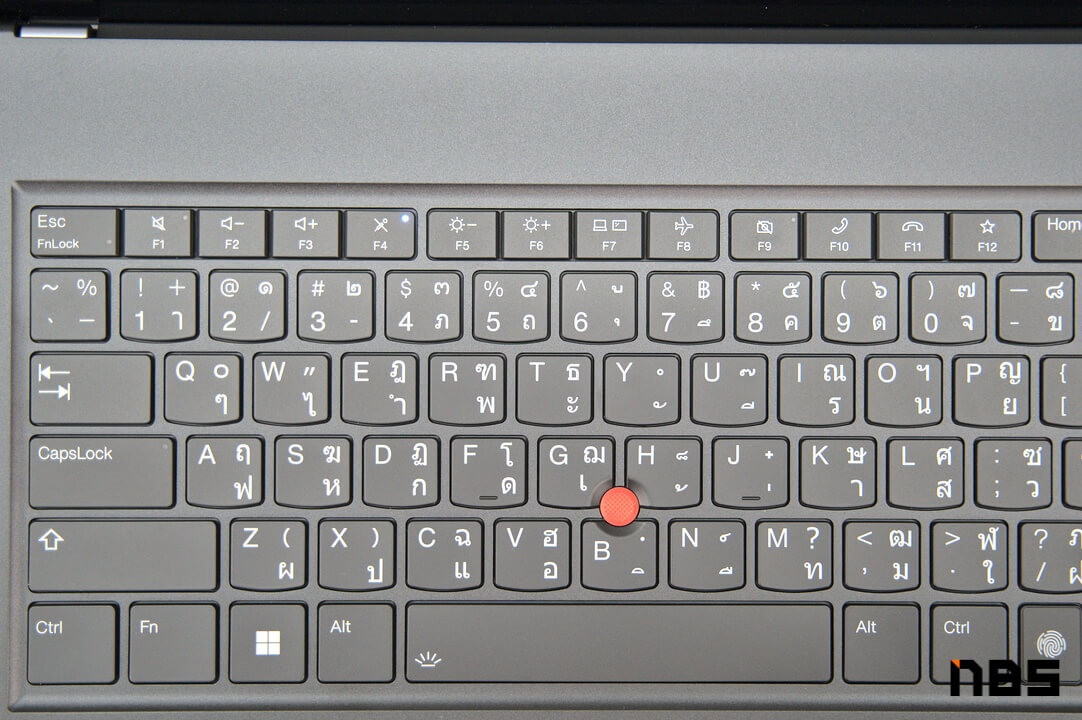 Lenovo ThinkPad Z16 DSC01165