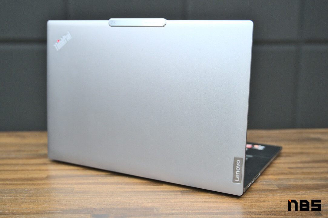 Lenovo ThinkPad Z16 DSC01181
