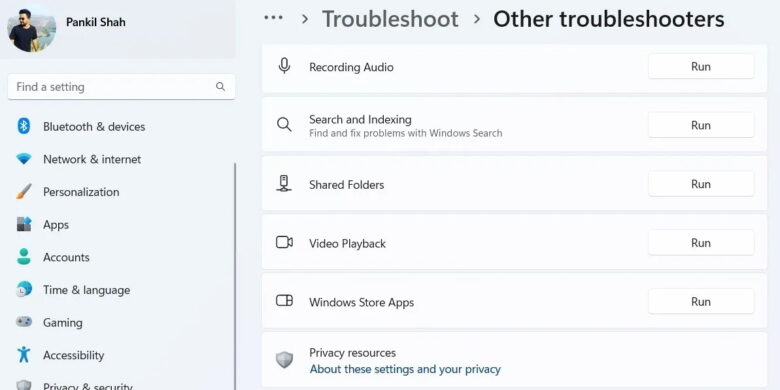 Run the Windows Store Apps Troubleshooter 1