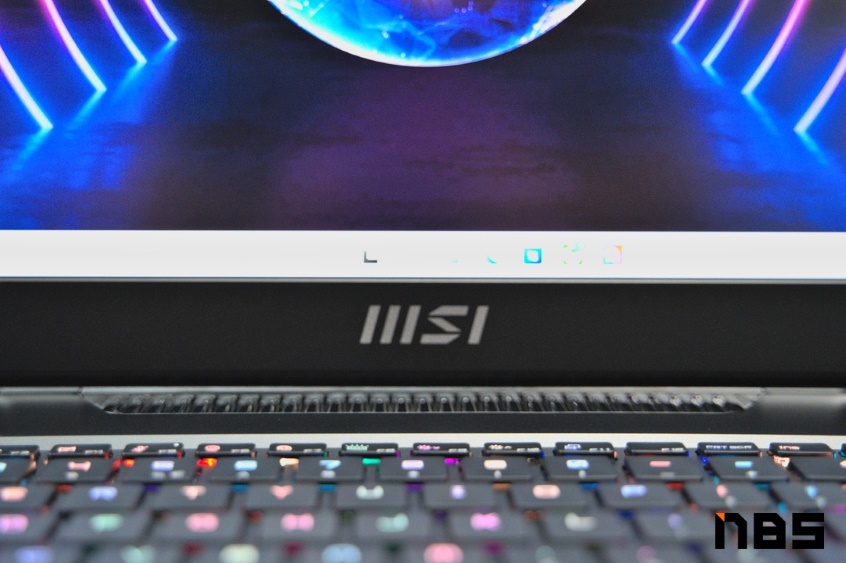 MSI Titan GT77 Intel Gen 13 DSC00485 New size 1