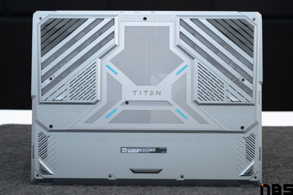 MSI Titan 18 HX A14V