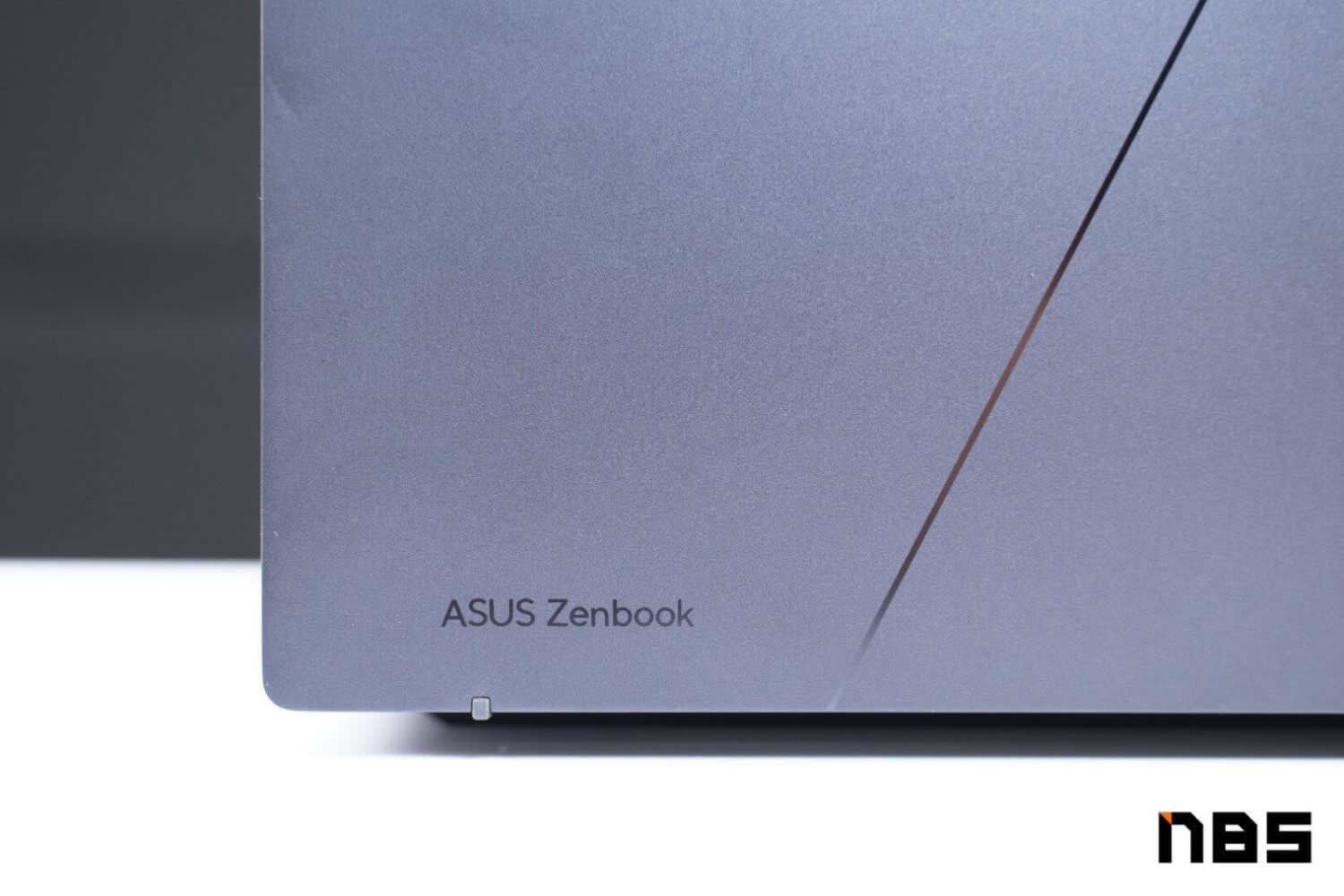 ASUS Zenbook 14 OLED 46 Large