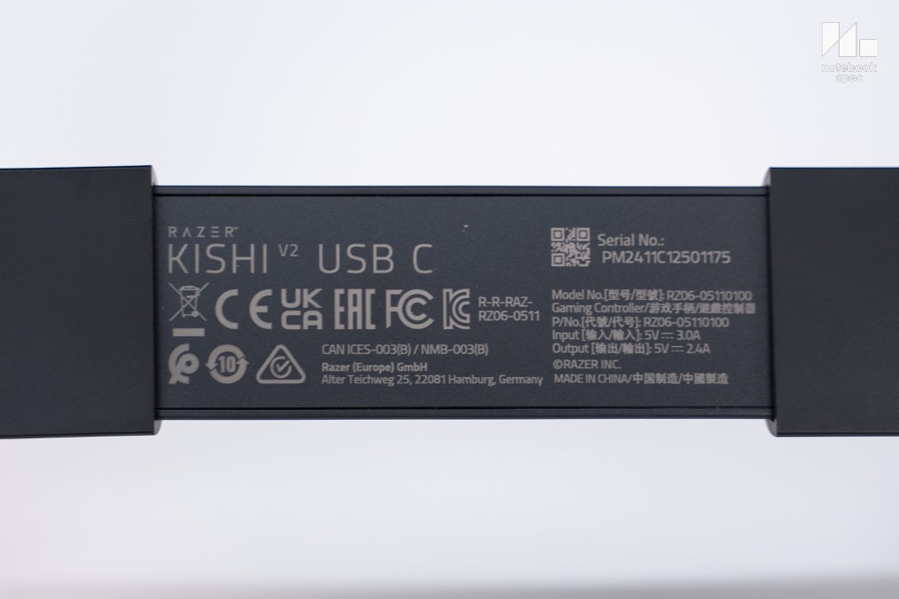 Razer Kishi V2 USB C 38 Medium