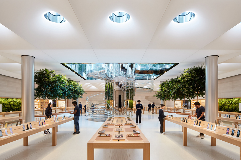 Apple Store เปลี่ยนแบตเตอรี่ ไอแพด