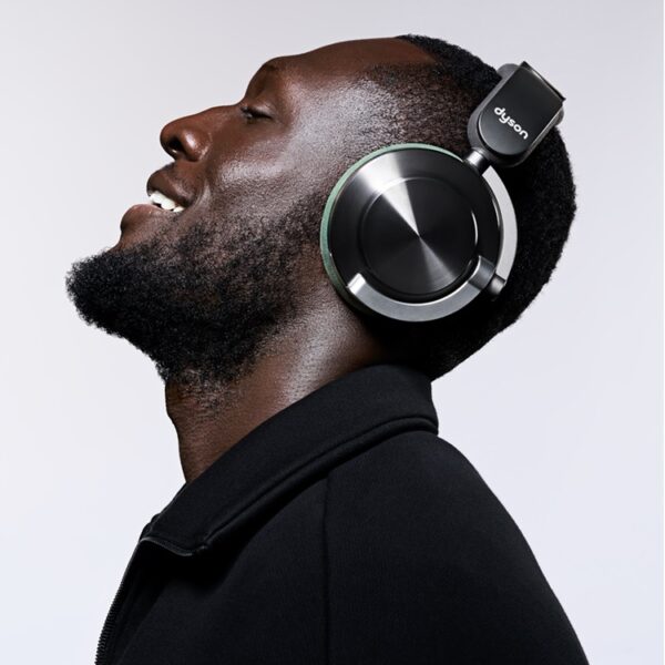 DYSON STORMZY SIDE PROFILE 4X5